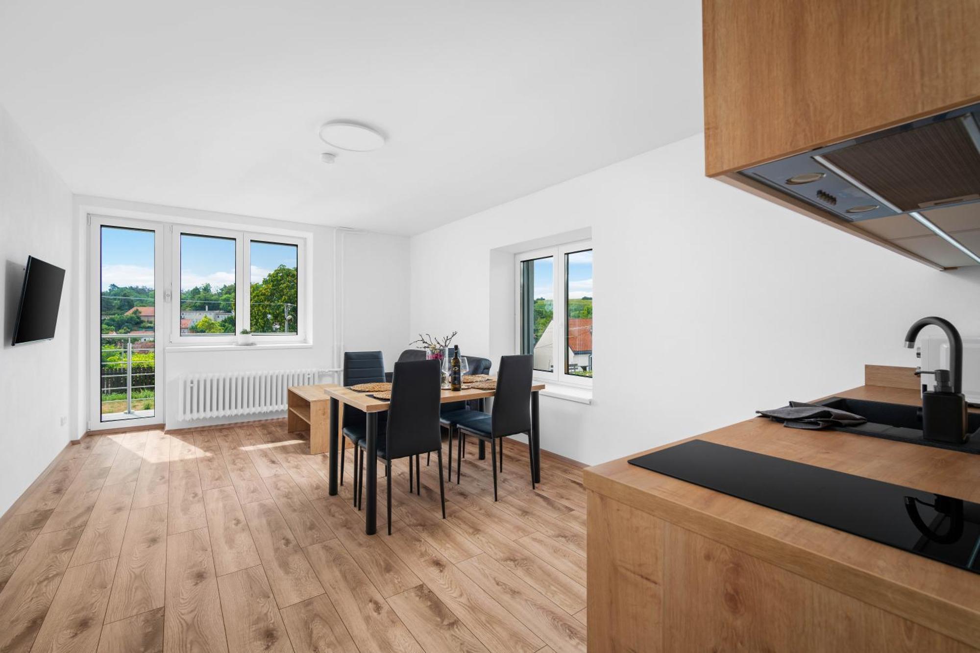 Apartmany Stastny Sklep ヴァルチツェ エクステリア 写真